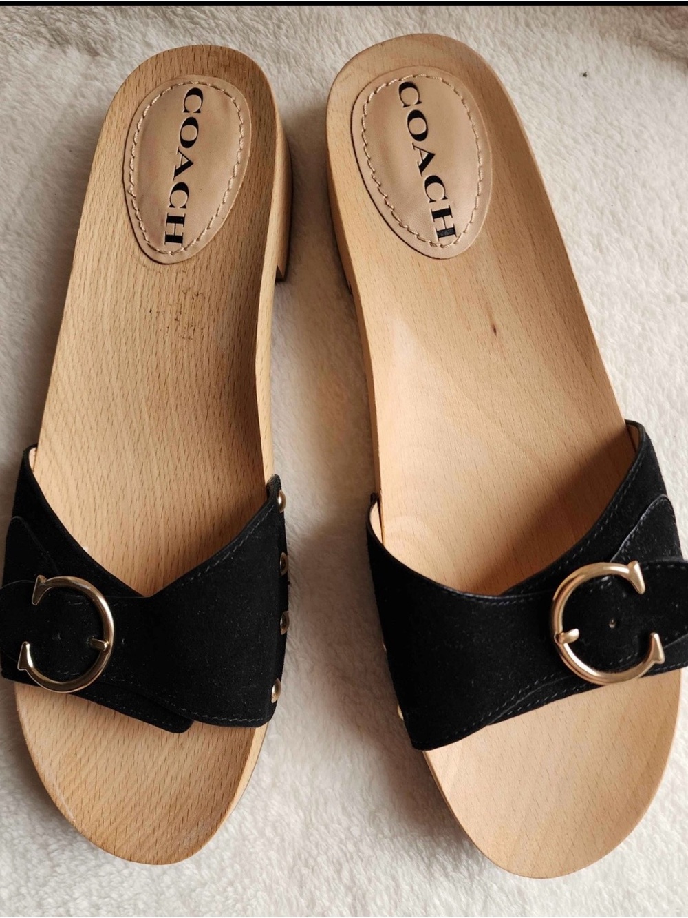 COACH Black Suede sandals with Gold Buckle - Picture 7 of 9